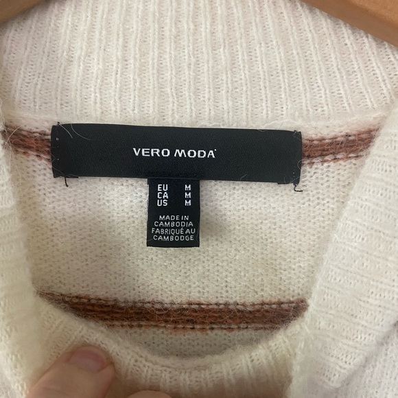 Vero Moda Cornelia Alpaca Wool Blend Puff Shoulder Sweater LIKE NEW size M - Picture 8 of 8